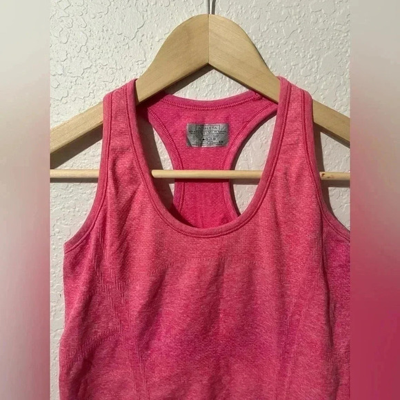 🖤 Athleta Ruched Racerback Tank - Picture 3 of 6